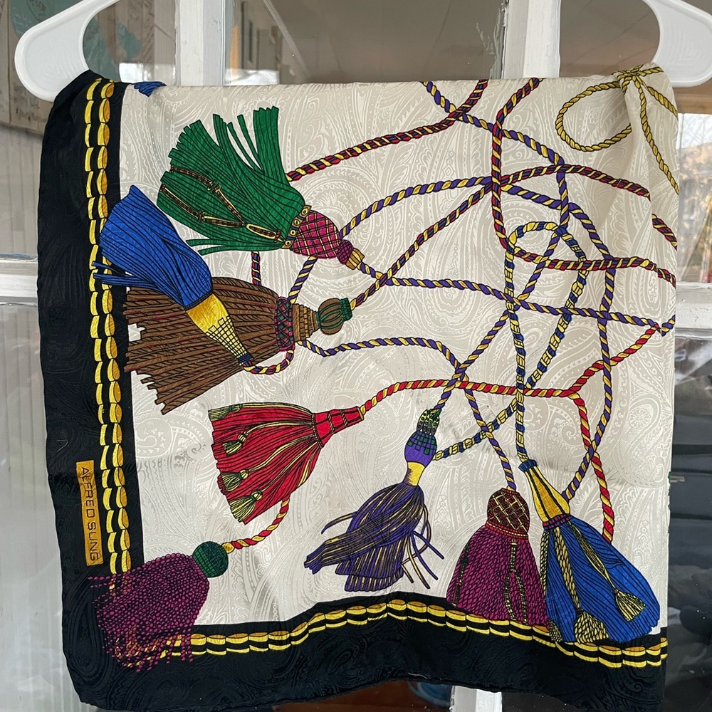 Alfred Sung square scarf